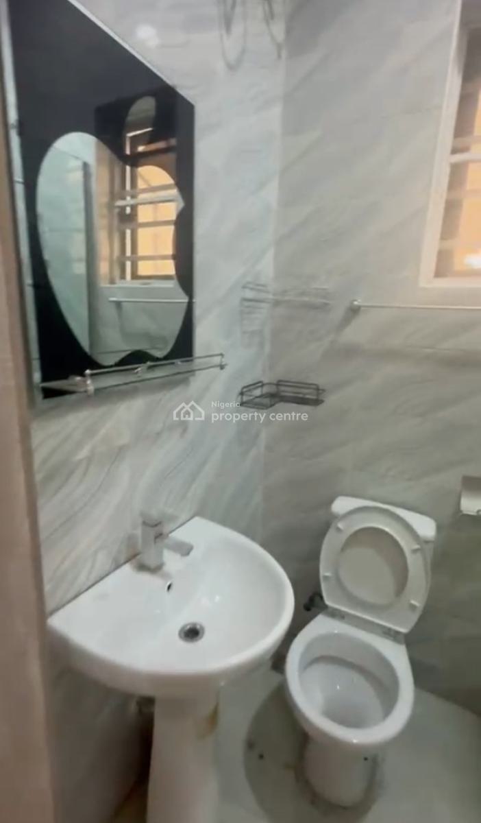 Single Room Downstairs with Swimming Pool Facilities, Orchid Road, Lekki, Lagos, Self Contain (single Rooms) for Rent