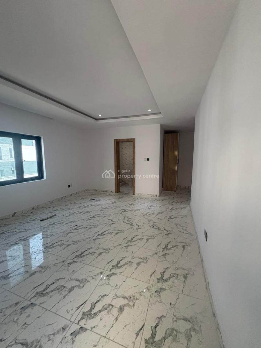 Luxury  Spacious 3 Bedroom Apartment, Lekki Phase 1, Lekki, Lagos, Flat / Apartment for Rent