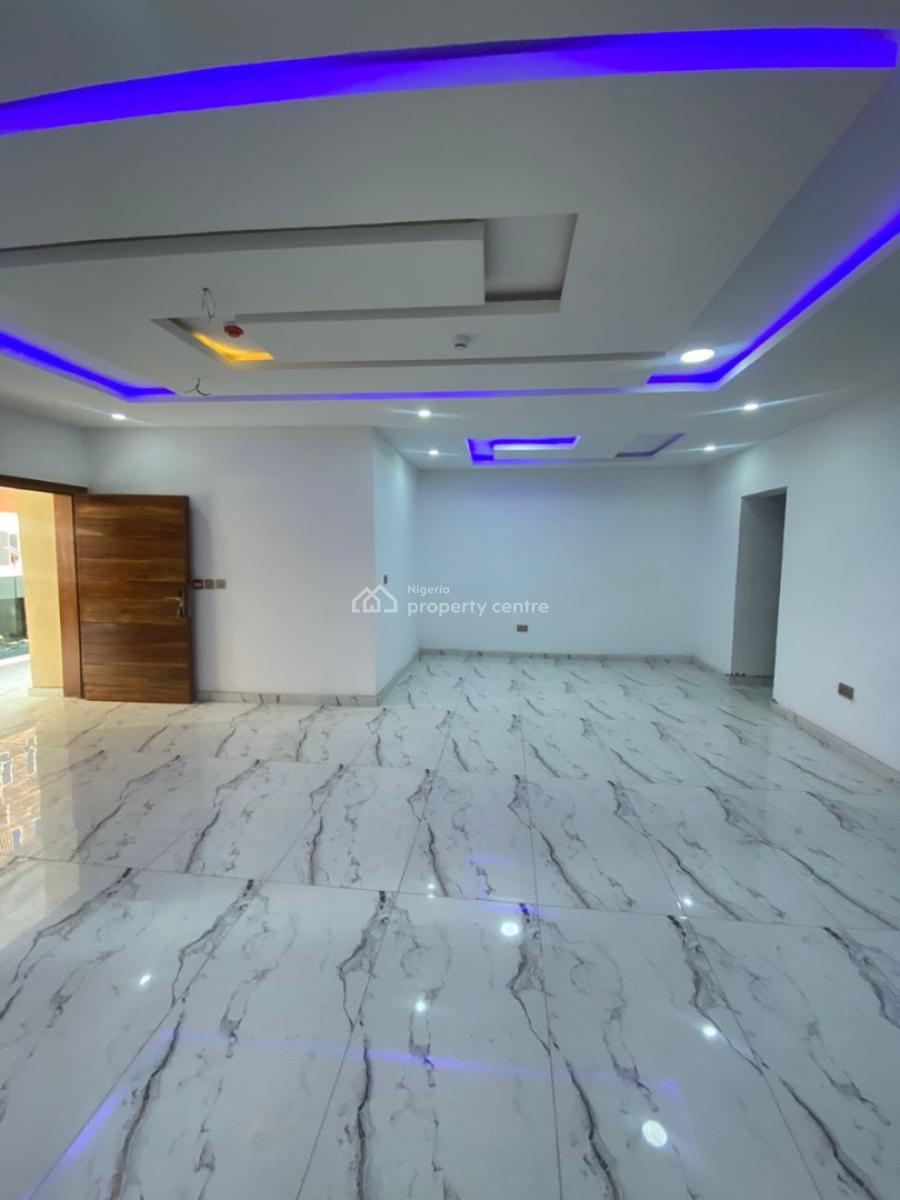 Brand New 2 Bedroom Apartment with Bq, Lekki Phase 1, Lekki, Lagos, Flat / Apartment for Rent