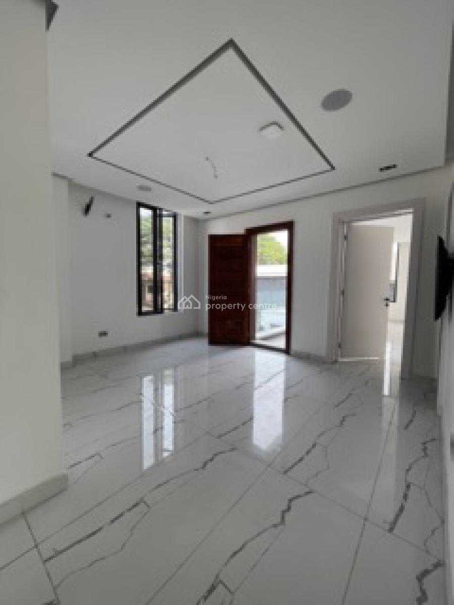 Spacious  5 Bedroom Detached Duplex with Bq & Swimming Pool, Lekki Phase 1, Lekki, Lagos, Detached Duplex for Sale