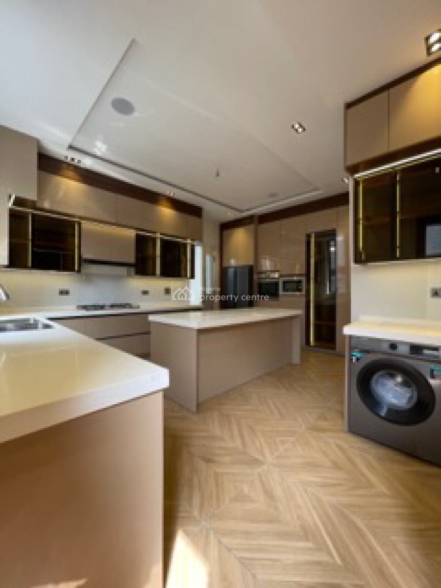 Spacious  5 Bedroom Detached Duplex with Bq & Swimming Pool, Lekki Phase 1, Lekki, Lagos, Detached Duplex for Sale