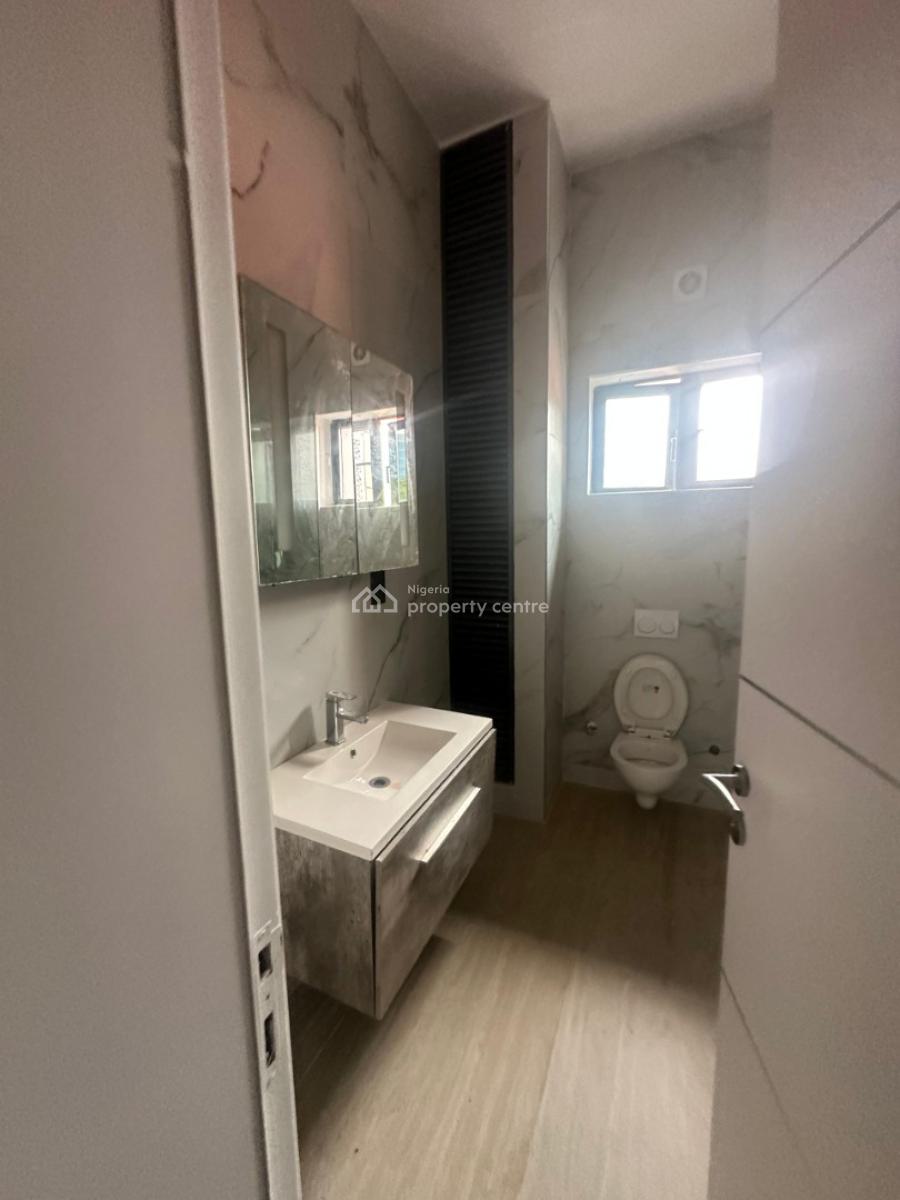 Standard 3 Bedroom Flat with Bq, Victoria Island (vi), Lagos, Flat / Apartment for Rent