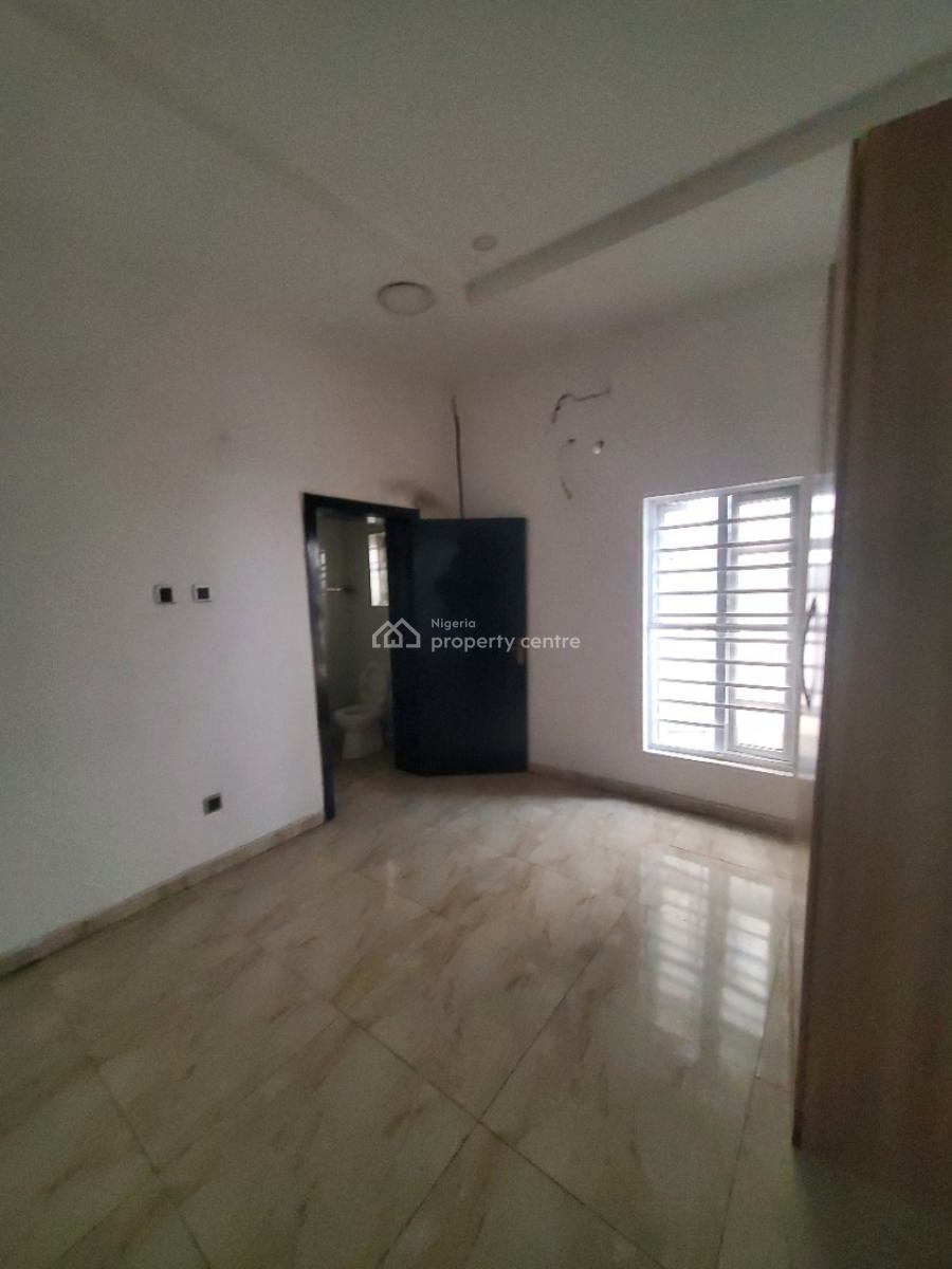 Standard Four Bedrooms Semi-detached Duplex Plus Room Bq, Whiteoak Estate, Ologolo, Lekki, Lagos, Semi-detached Duplex for Rent