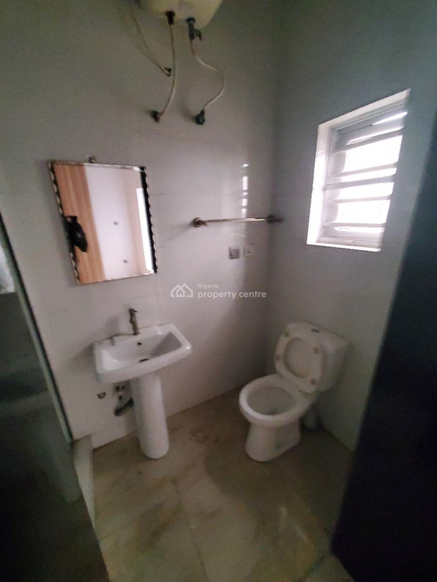 Standard Four Bedrooms Semi-detached Duplex Plus Room Bq, Whiteoak Estate, Ologolo, Lekki, Lagos, Semi-detached Duplex for Rent