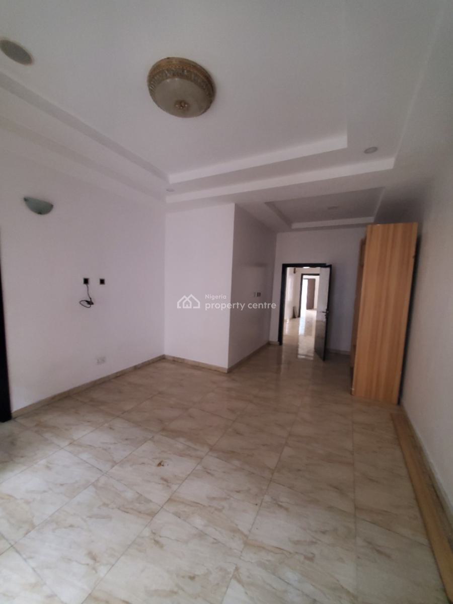 Standard Four Bedrooms Semi-detached Duplex Plus Room Bq, Whiteoak Estate, Ologolo, Lekki, Lagos, Semi-detached Duplex for Rent