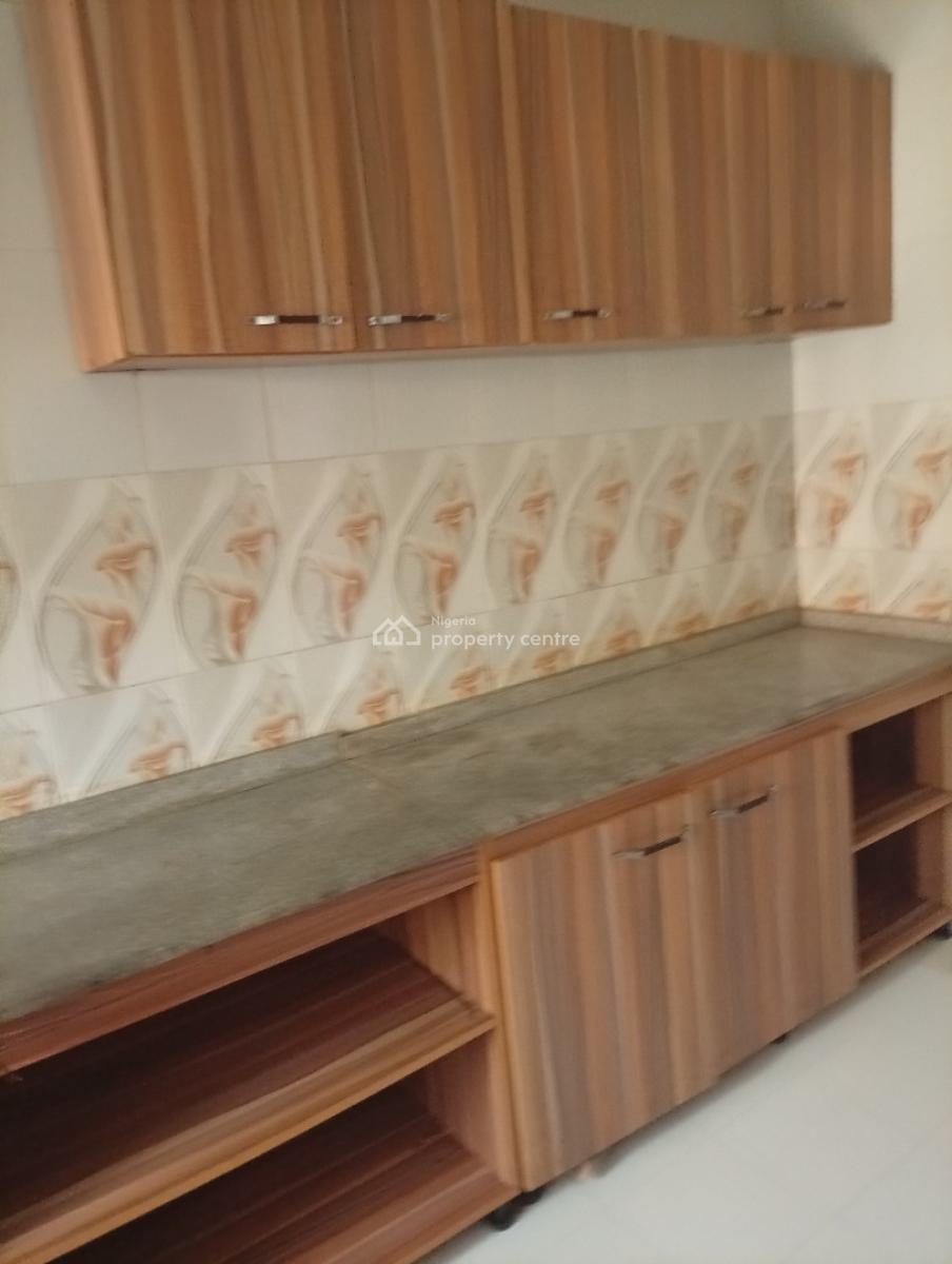 Spacious 2 Bedroom Flat, Asokoro District, Abuja, Flat / Apartment for Rent