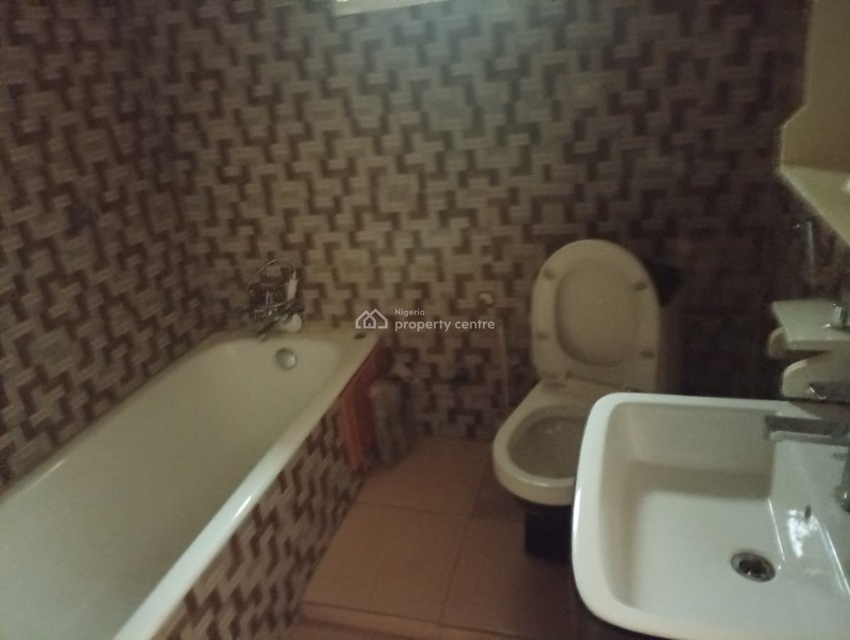 Spacious 2 Bedroom Flat, Asokoro District, Abuja, Flat / Apartment for Rent