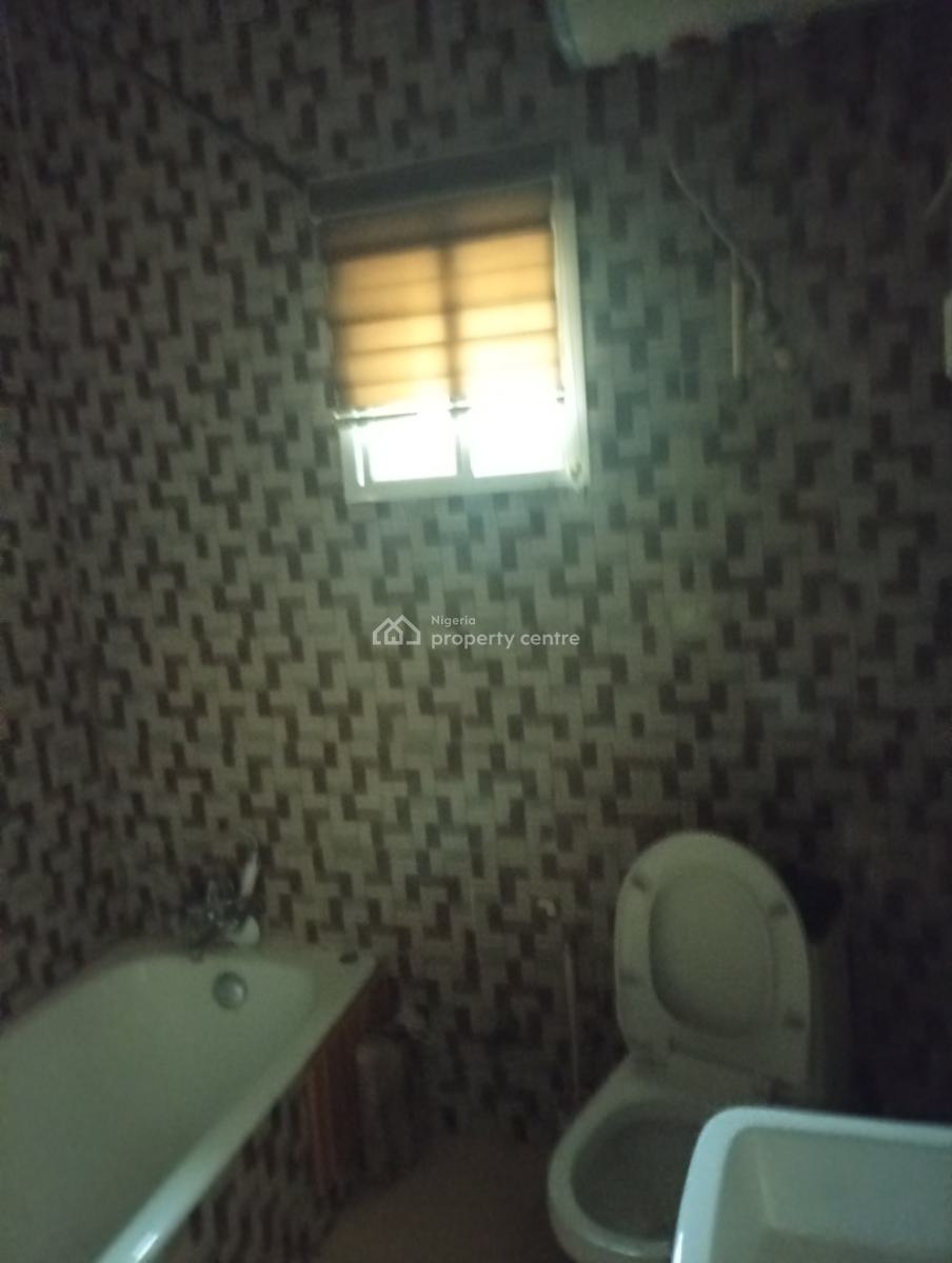 Spacious 2 Bedroom Flat, Asokoro District, Abuja, Flat / Apartment for Rent