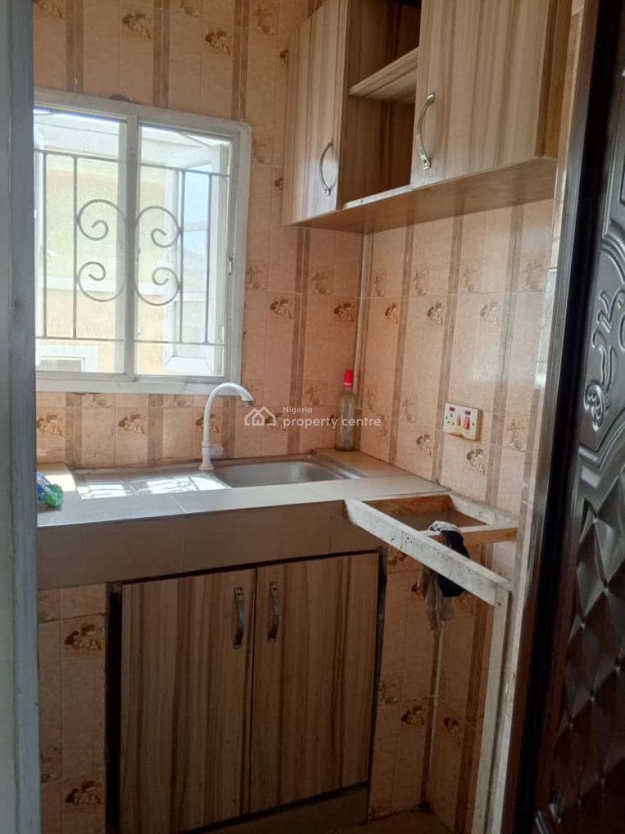 Lovely Mini Flat, Yaba, Lagos, Mini Flat (room and Parlour) for Rent