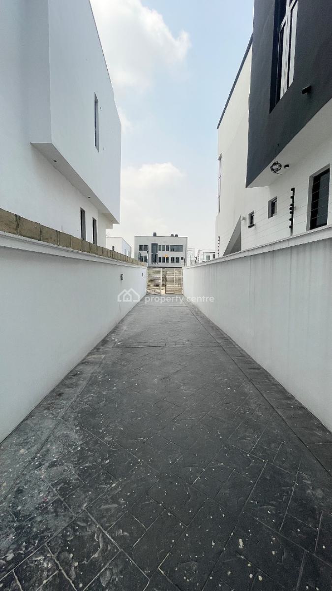 a Fancy Peaceful Fully  Detached 4 Bedroom Home, Chevron Alternative, Lekki, Lagos, Detached Duplex for Sale