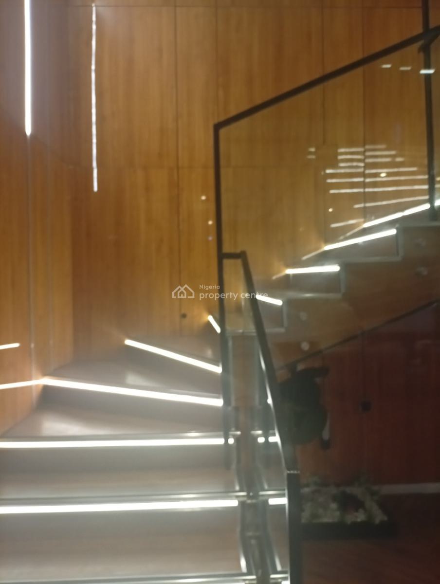 Luxury Furnished 5 Bedroom Detached Duplex with 2 Rooms Bqs, Guzape District, Abuja, Semi-detached Duplex for Sale