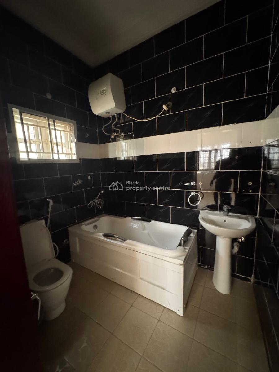 Well Spacious 6 Bedrooms Semi Detached Duplex with 2 Rooms Bq, Katampe Extension, Katampe, Abuja, Semi-detached Duplex for Rent