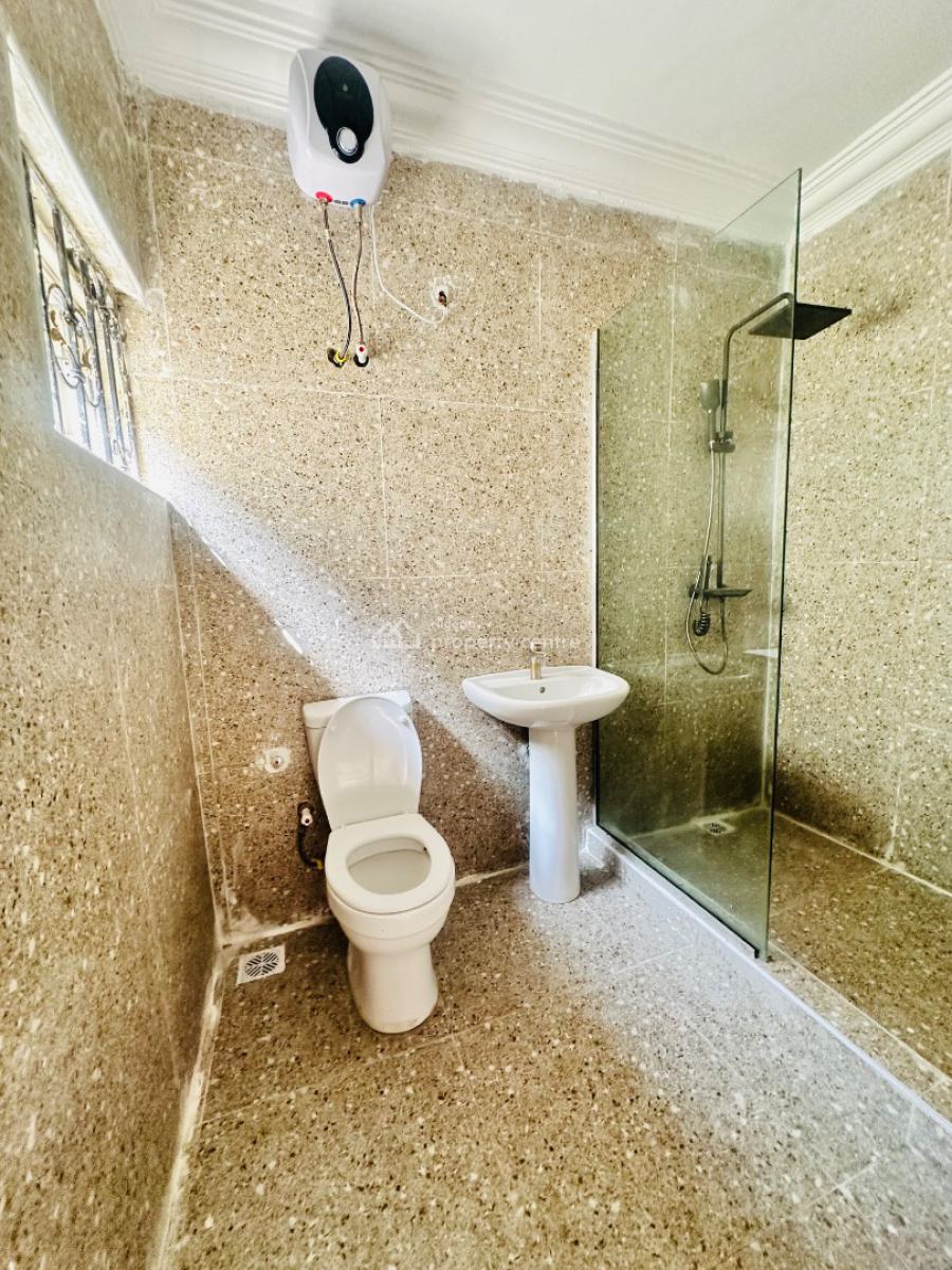 3 Bedrooms Apartment, Lekki Phase 1, Lekki, Lagos, Flat / Apartment for Rent