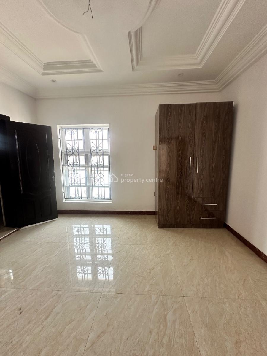 3 Bedrooms Apartment, Lekki Phase 1, Lekki, Lagos, Flat / Apartment for Rent
