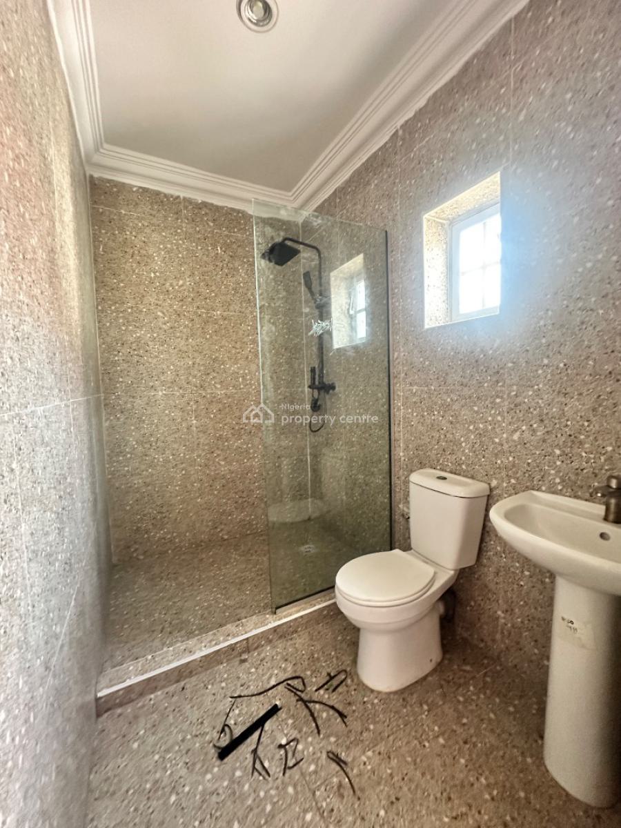 3 Bedrooms Apartment, Lekki Phase 1, Lekki, Lagos, Flat / Apartment for Rent