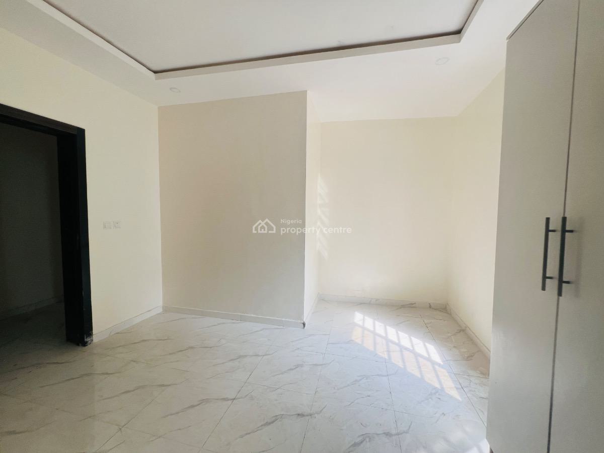 3 Bedroom Terrace Duplex, Ikota Villa Estate, Ikota, Lekki, Lagos, Terraced Duplex for Sale