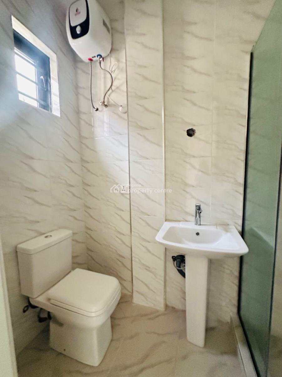 Nicely Built 4 Bedroom Terrace Duplex with Bq, Ologolo, Lekki, Lagos, Terraced Duplex for Sale