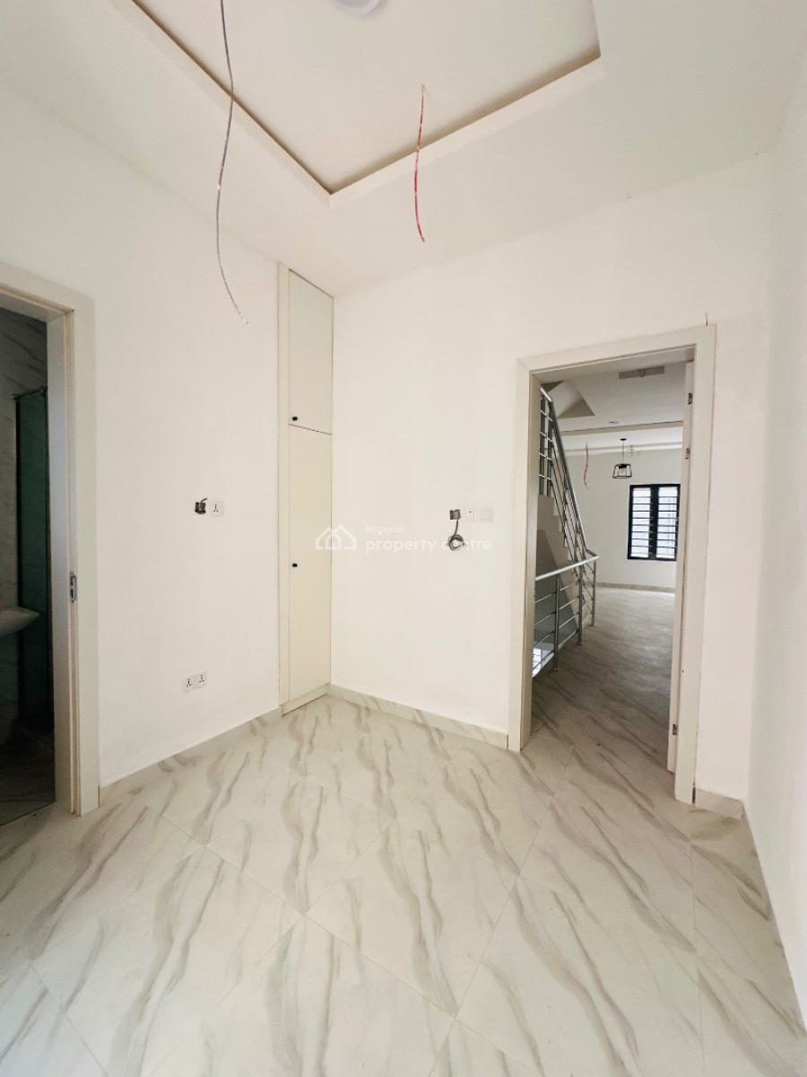 Nicely Built 4 Bedroom Terrace Duplex with Bq, Ologolo, Lekki, Lagos, Terraced Duplex for Sale