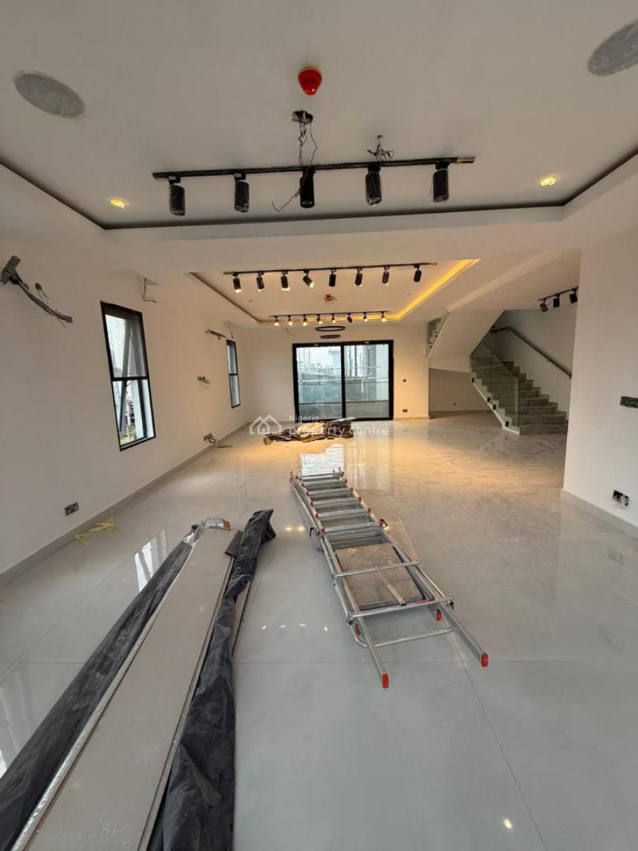 4-bedroom Serviced Maisonettes, Banana Island, Ikoyi, Lagos, Flat / Apartment for Sale