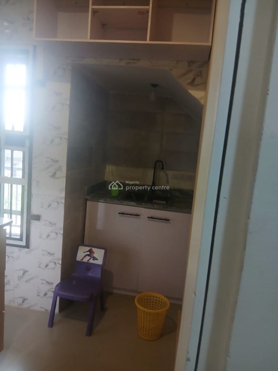 Luxury 3 Bedroom Duplex, Peace Estate, Sky Mall Lane, Opp Ocean Palm, Ajah, Lagos, Terraced Duplex for Rent