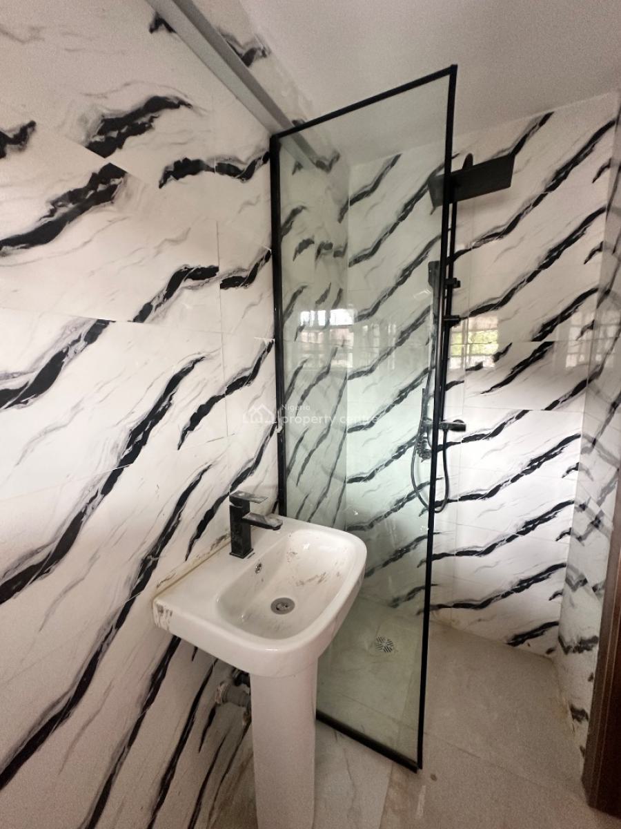 3 Bedroom Apartment, Lekki Phase 1, Lekki, Lagos, Flat / Apartment for Rent