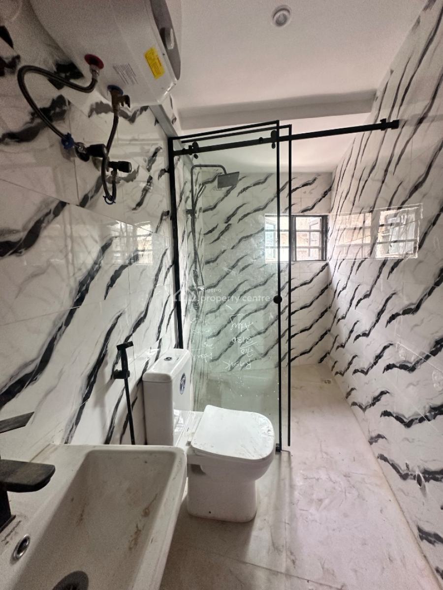 3 Bedroom Apartment, Lekki Phase 1, Lekki, Lagos, Flat / Apartment for Rent