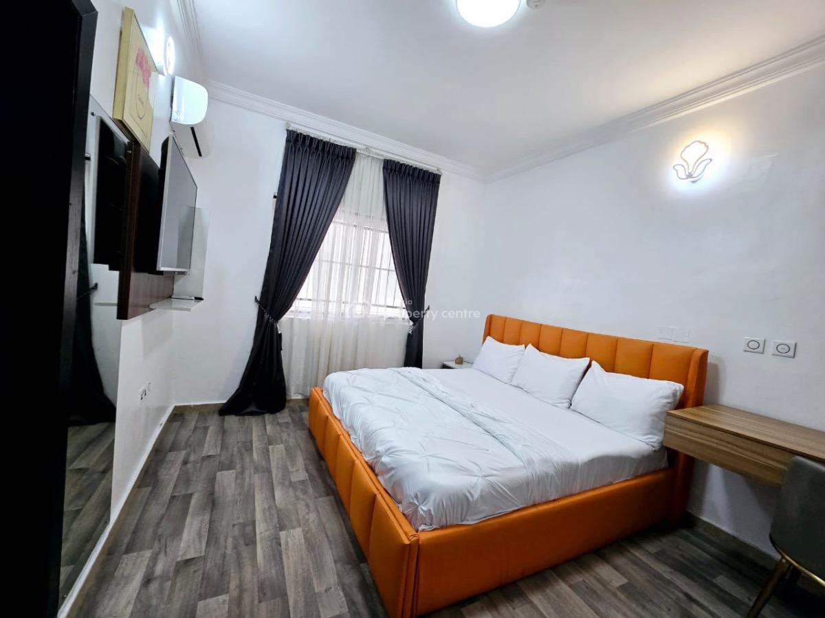 Fully Furnished & Serviced Luxury 3 Bedrooms Apartment with Pool & Bq, Ikate, Lekki, Lagos, Flat / Apartment for Rent