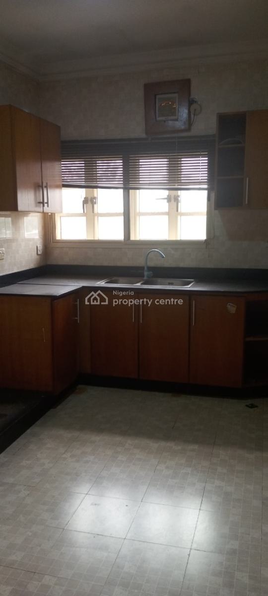 2 Bedroom Flat, Parkview, Ikoyi, Lagos, Self Contain (single Rooms) for Rent