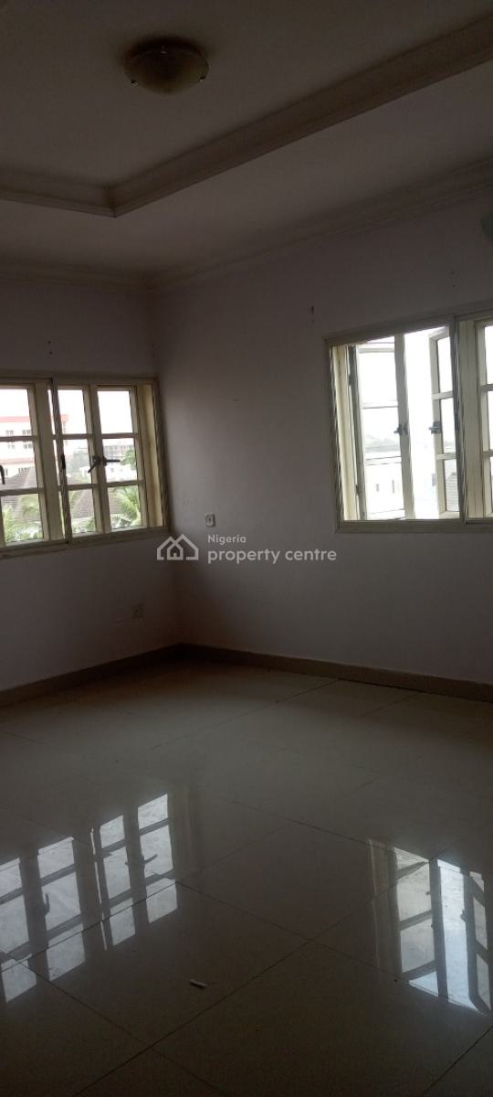 2 Bedroom Flat, Parkview, Ikoyi, Lagos, Self Contain (single Rooms) for Rent