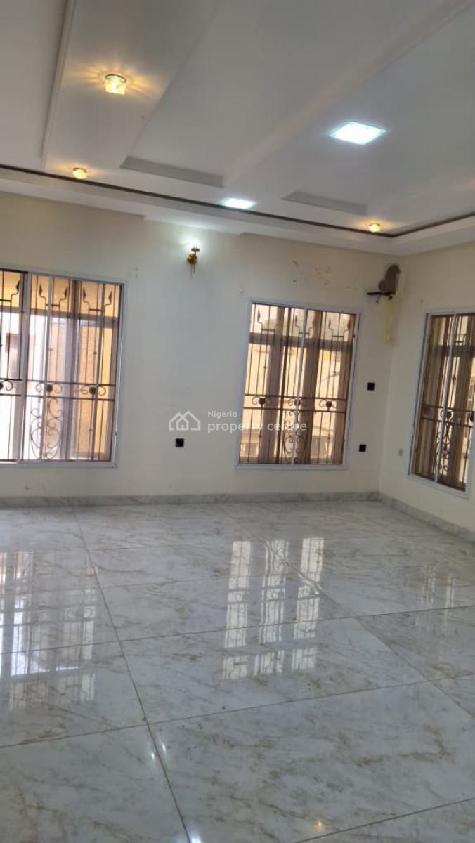 Spaciously Built 5 Bedroom Semi-detached Duplex, Omole Phase 2, Ikeja, Lagos, Semi-detached Duplex for Rent