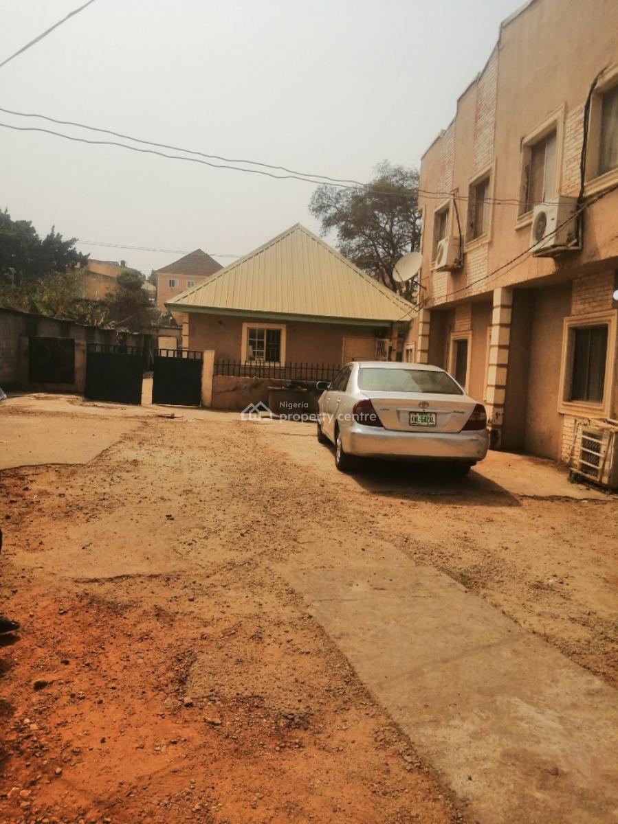 4 Bedroom Semi Detached Duplex, Nasarawa Street, War College Quarters, Gwarinpa, Abuja, Semi-detached Duplex for Rent