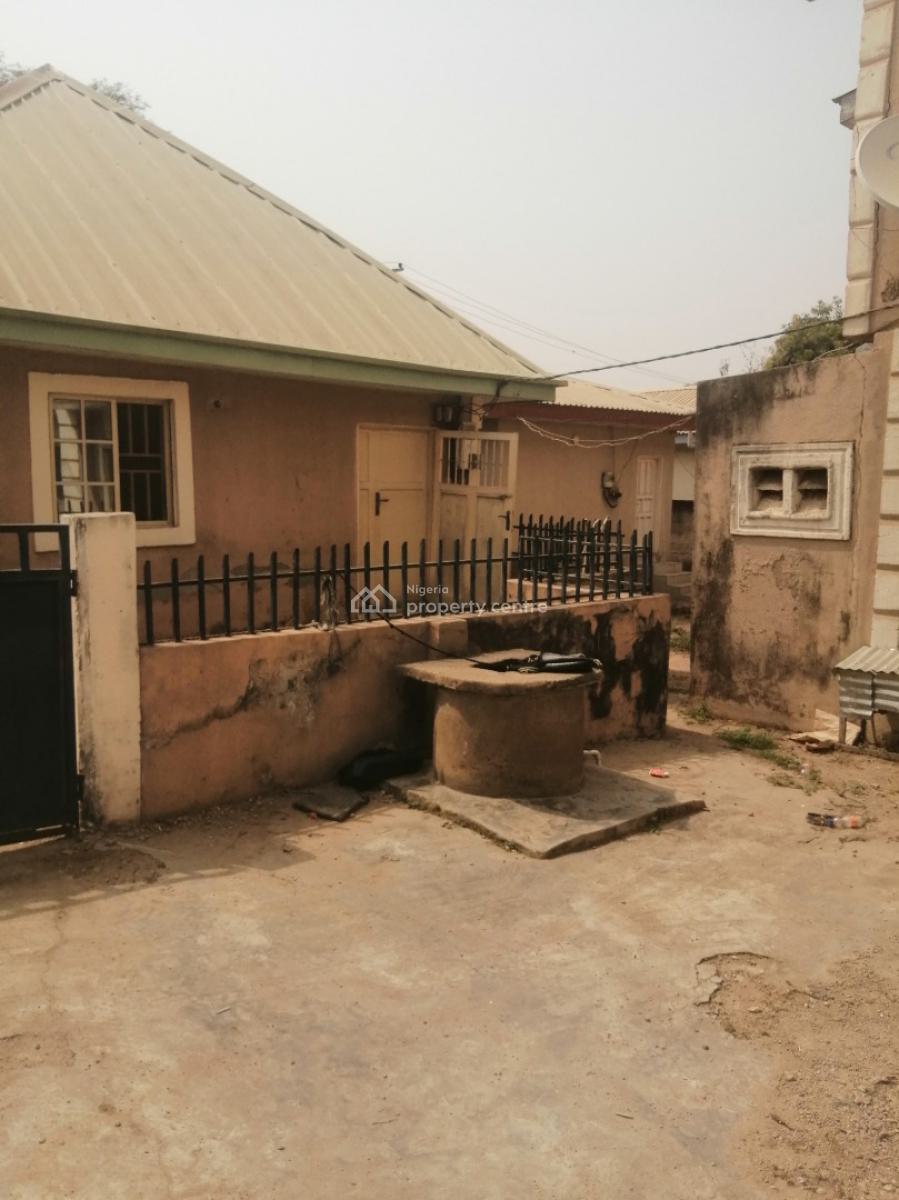 4 Bedroom Semi Detached Duplex, Nasarawa Street, War College Quarters, Gwarinpa, Abuja, Semi-detached Duplex for Rent