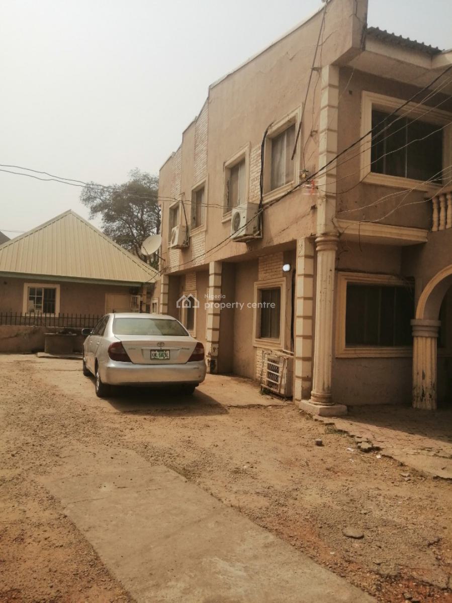 4 Bedroom Semi Detached Duplex, Nasarawa Street, War College Quarters, Gwarinpa, Abuja, Semi-detached Duplex for Rent