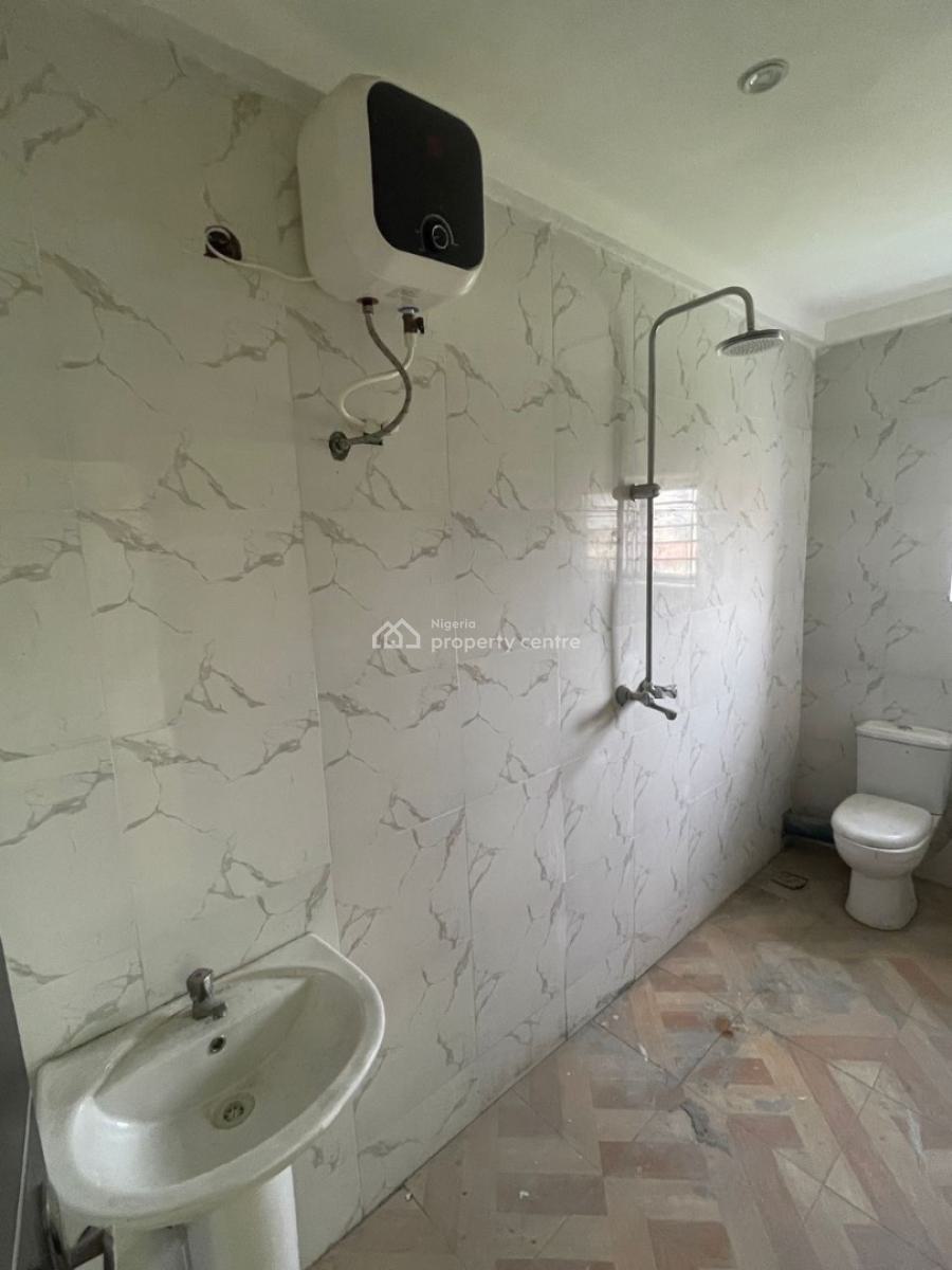 Standard 3 Bedroom Apartment, Badore, Ajah, Lagos, Flat / Apartment for Rent