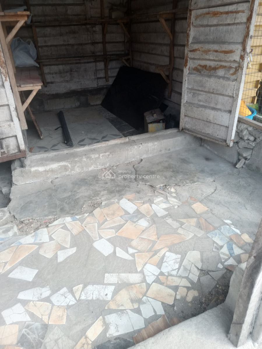 Affordable Cheap Shop, Mobil Road Maroko, Ilaje, Ajah, Lagos, Shop for Rent