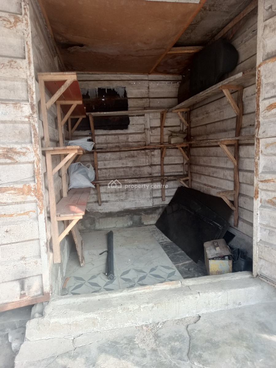 Affordable Cheap Shop, Mobil Road Maroko, Ilaje, Ajah, Lagos, Shop for Rent