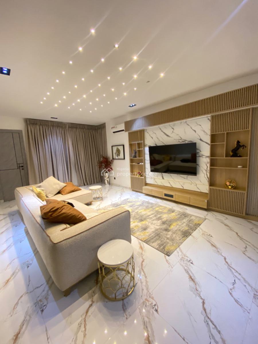 2 Bedroom Fully Furnished Apartment with Elevator and Gym Available, Lekki Phase 1, Lekki, Lagos, Flat / Apartment for Sale