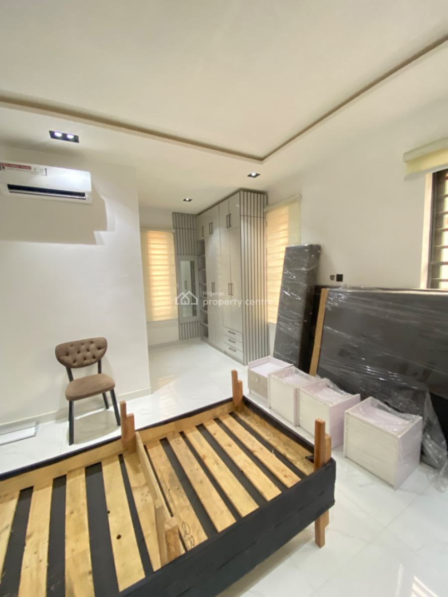 2 Bedroom Fully Furnished Apartment with Elevator and Gym Available, Lekki Phase 1, Lekki, Lagos, Flat / Apartment for Sale