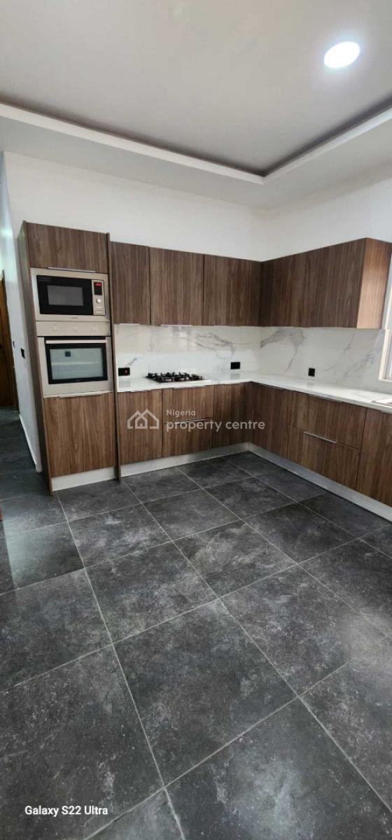 3-bedroom Apartment with a Bq, Chisco, Ikate, Lekki, Lagos, Detached Bungalow for Rent