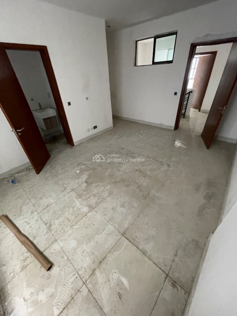2 Bedroom Maisonnette, Off Freedom Way, Lekki Phase 1, Lekki, Lagos, Flat / Apartment for Rent