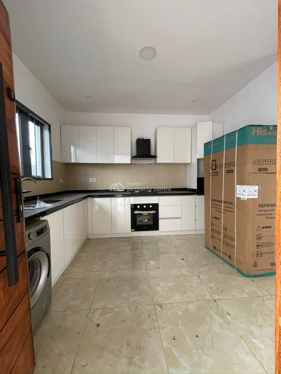 4 Bedroom Terrace Duplex with Swimming Pool & Bq, Lekki Phase 1, Lekki, Lagos, Terraced Duplex for Rent