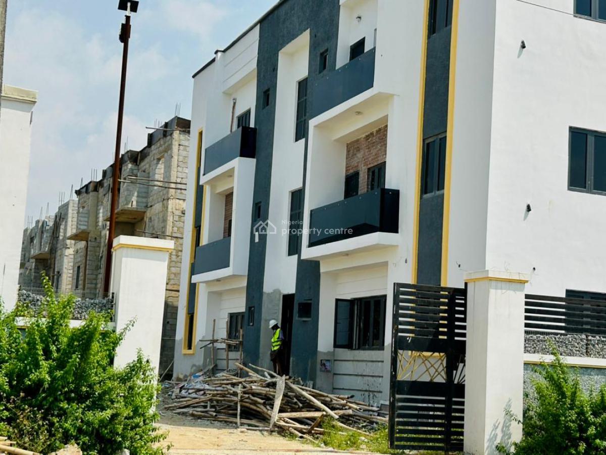 3 Bedroom Block of Apartments, Aco Gra Lugbe, Lugbe District, Abuja, Flat / Apartment for Sale