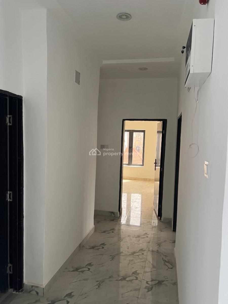 Brand New 3 Bedroom Flat, Pay and Packin, Tarred Rd, Wuye Main (tarred Rd), Wuye, Abuja, Block of Flats for Sale