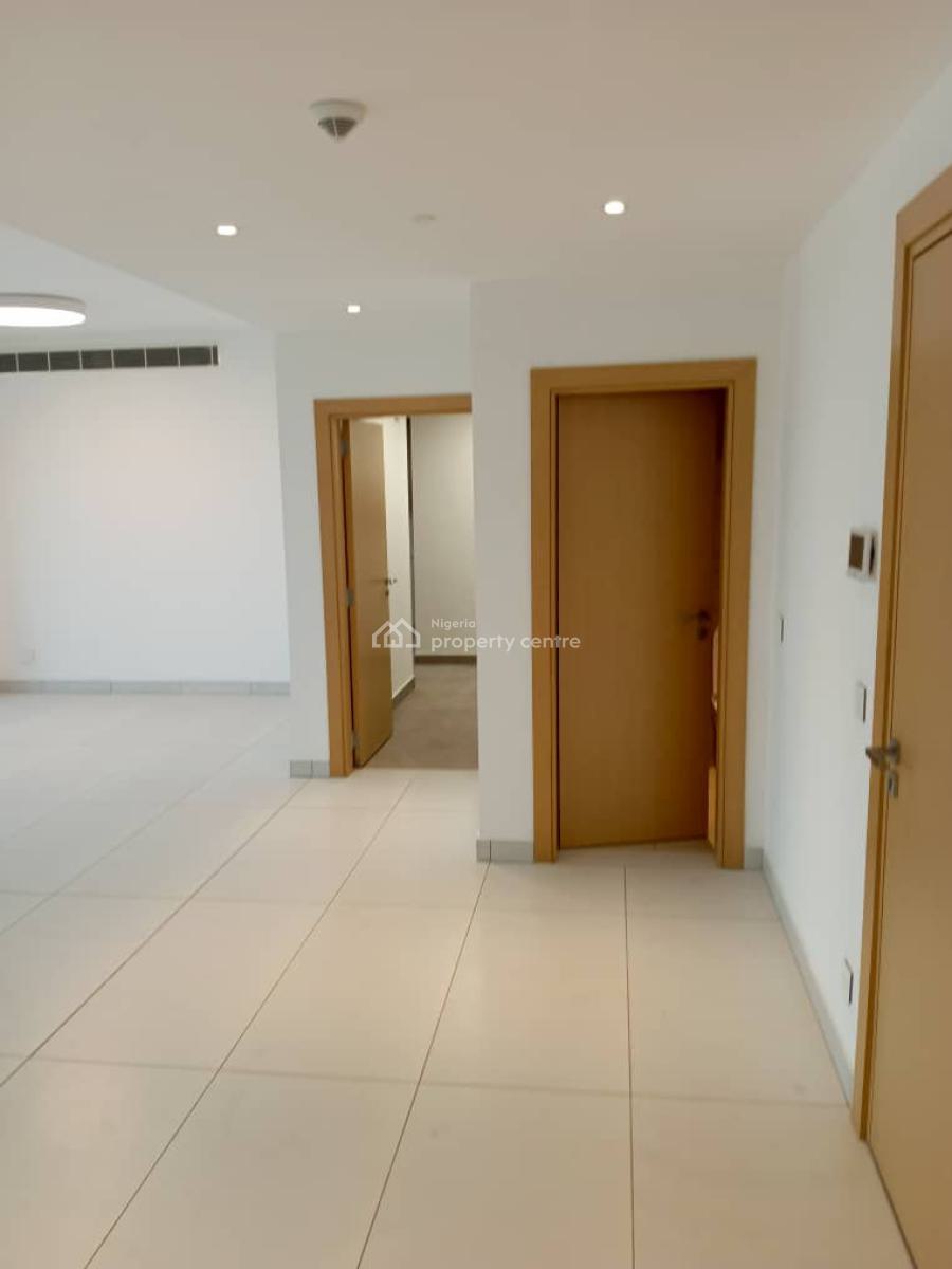 Luxury 3-bedroom Apartment with Bq, Banana Island, Ikoyi, Lagos, Flat / Apartment for Rent