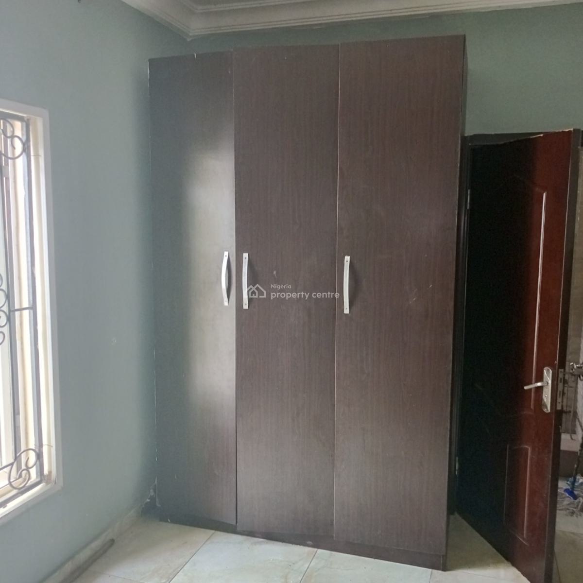 Luxurious Upstairs Shared Apartment, Lekki Scheme 2 Off Abraham Adesanya Estate, Ajah, Lagos, Self Contain (single Rooms) for Rent