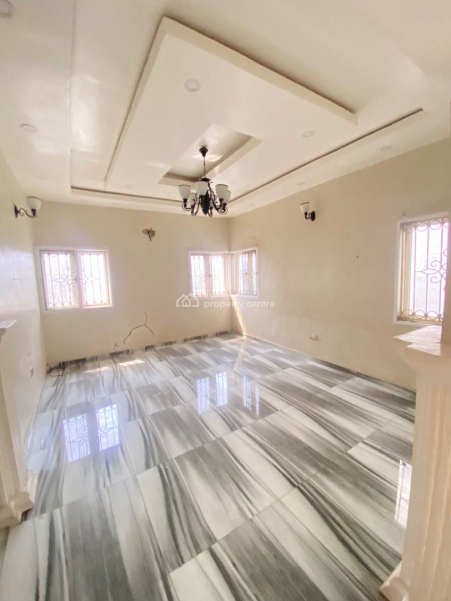 3 Bedroom Duplex Available, Mobil Road, Ilaje, Ajah, Lagos, Detached Duplex for Rent