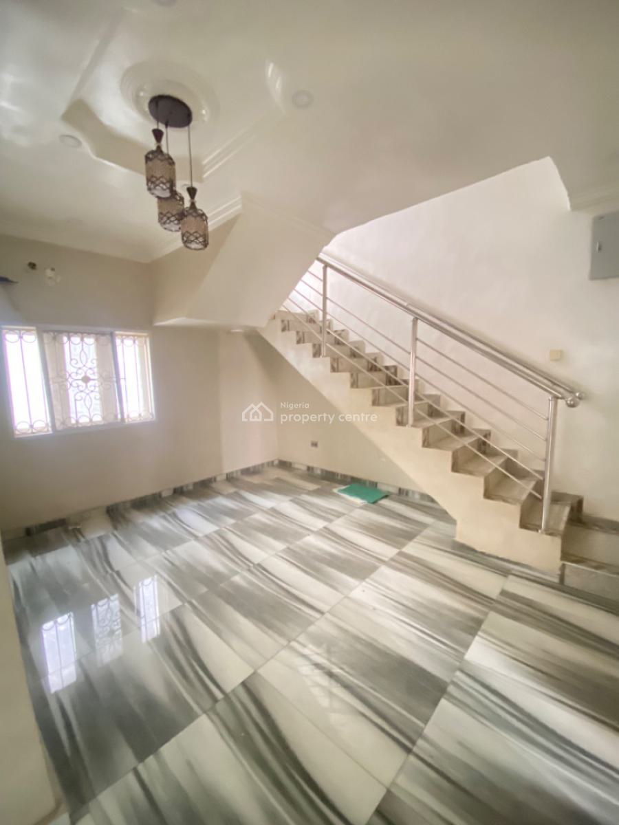3 Bedroom Duplex Available, Mobil Road, Ilaje, Ajah, Lagos, Detached Duplex for Rent