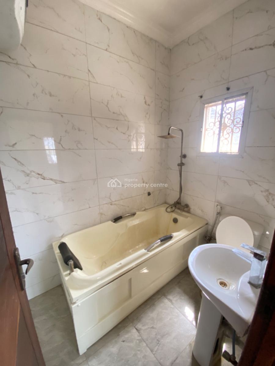 3 Bedroom Duplex Available, Mobil Road, Ilaje, Ajah, Lagos, Detached Duplex for Rent