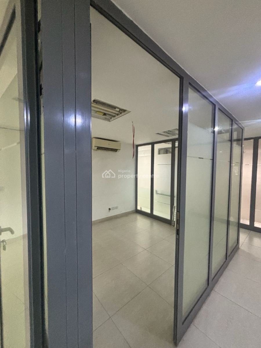 Open Plan Office Space Giveaway Offer, Victoria Island (vi), Lagos, Office Space for Rent