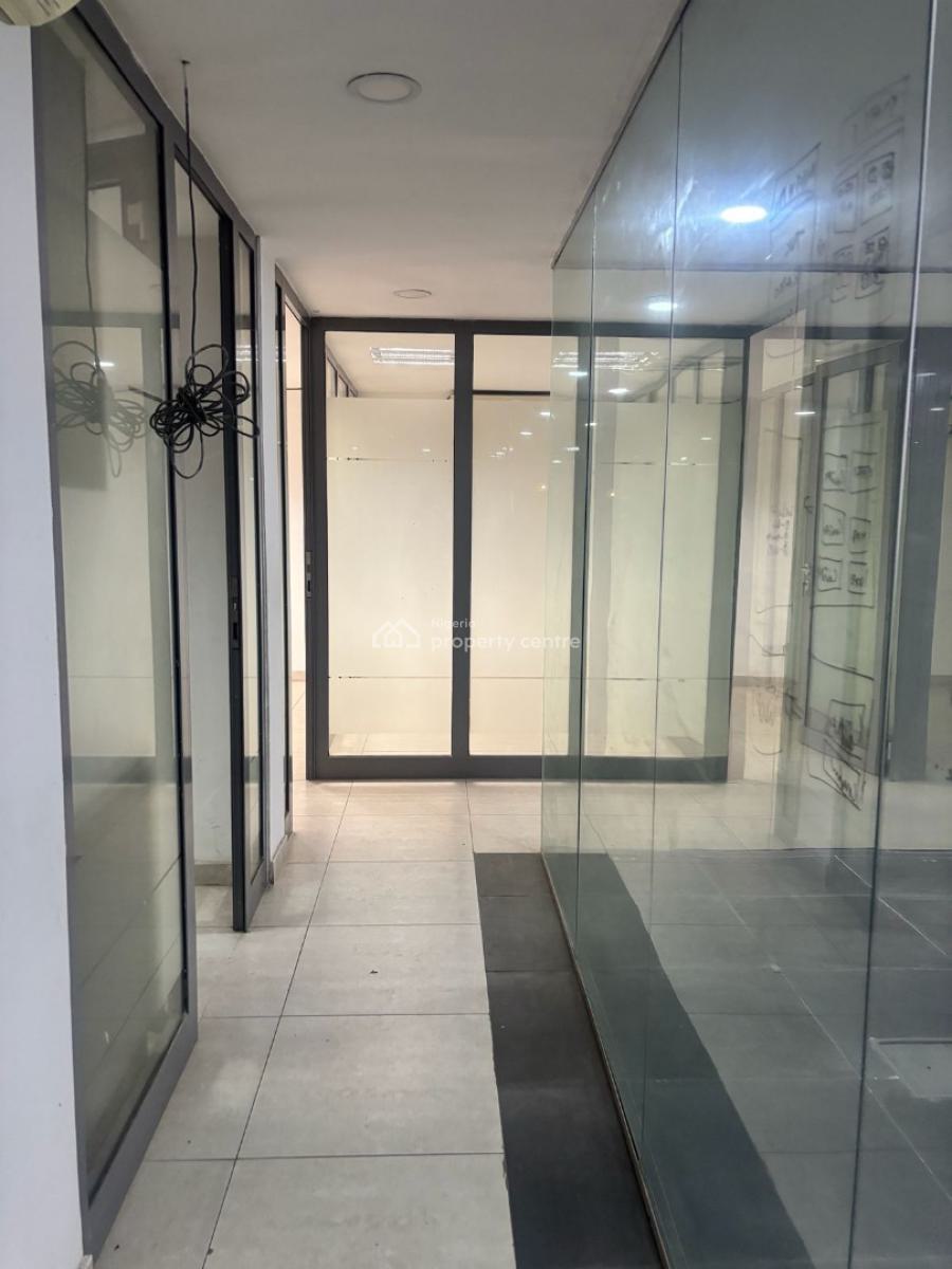 Open Plan Office Space Giveaway Offer, Victoria Island (vi), Lagos, Office Space for Rent